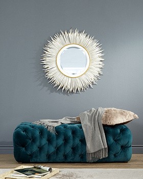 Белое настенное зеркало "Ларс"